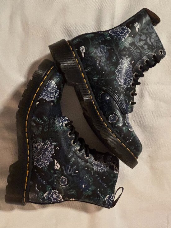 Dr. Martens Shoes - 1460 Pascal Women's Mystic Floral Lace Up Boots